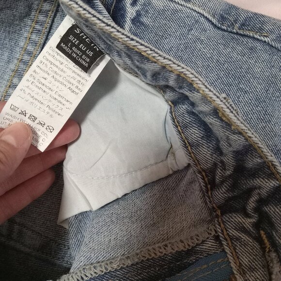 Shein Two pair of women's jeans Size large - Picture 2 of 7